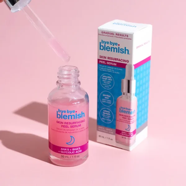 Unutarnjek pakiranje proizvoda Bye Bye Blemish serum za regeneraciju kože s AHA + BHA kiselinama i glikolnom kiselinom od 30ml